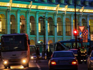 Sankt Petersburg bei Nacht